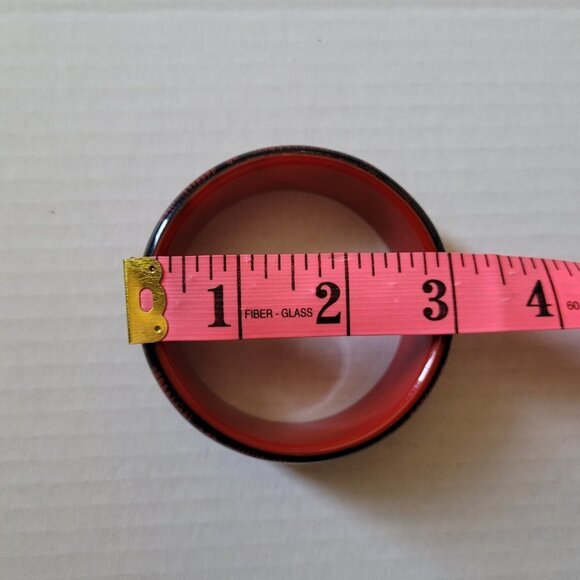 Vintage bracelet fishnet black and red 1980s wide bangle costume jewelry goth - Picture 3 of 4